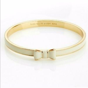 Kate Spade ♠️Take A Bow Bangle